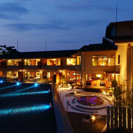 Hotel Kinparo Тойока Екстериор снимка